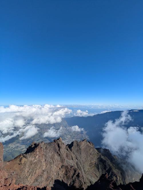 /adventures/a-louest-des-mascareignes/a-lassaut-du-piton-des-neiges/ae4dad1c-9cae-428f-b2e4-7531013edbd6_hu6607679313548473644.jpg