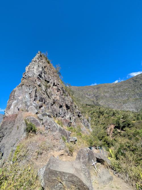 /adventures/a-louest-des-mascareignes/trois-larrons-aux-trois-roches/27fa6bab-3672-4399-8295-e008a5c4e1b7_hu13255551029398813937.jpg