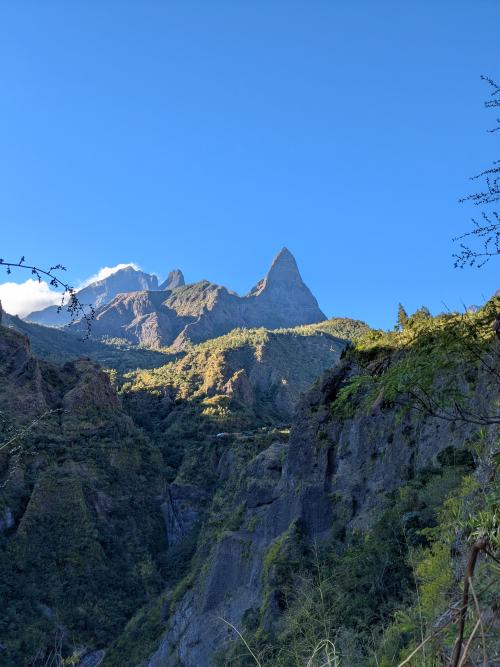 /adventures/a-louest-des-mascareignes/trois-larrons-aux-trois-roches/f07ca08a-b6c1-46ae-92a1-c347fd860c4f_hu16411720300437852471.jpg